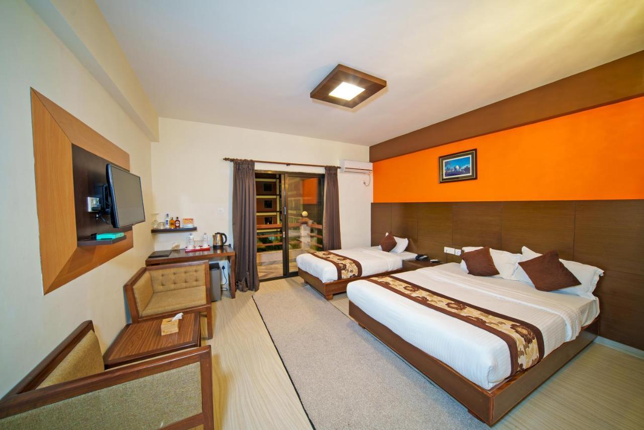 Kumari Star Inn Pokhara Exterior photo